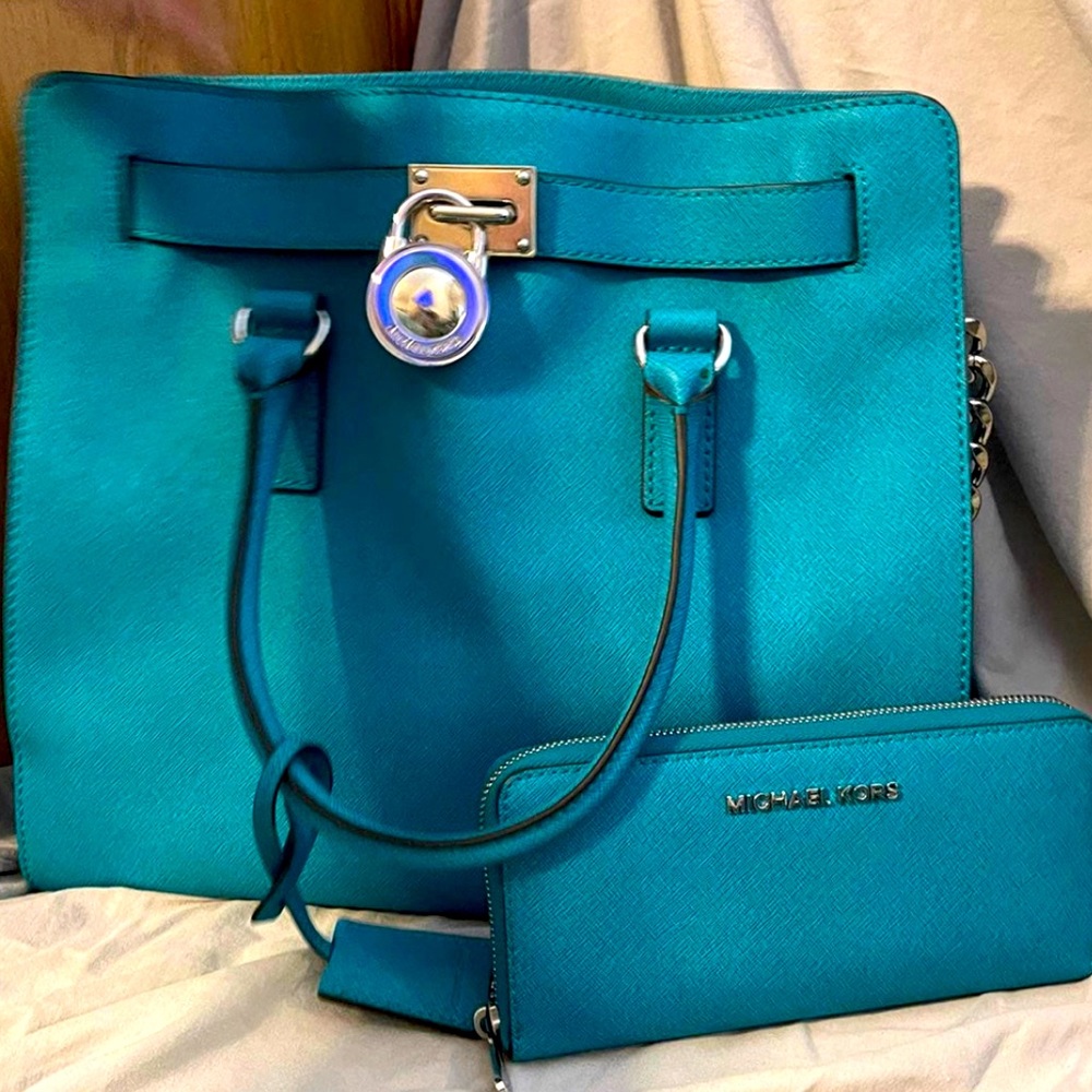Michael Kors purse and wallet